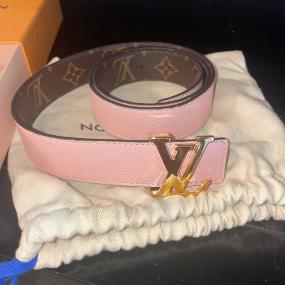 LV Initial 30 MM Reversible Women\'s Belt
